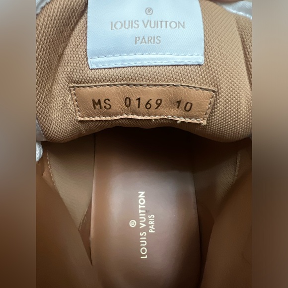 Louis Vuitton Rivoli Sneakers White and Blue. Sz 10 (preowned) accept offers - Picture 4 of 6